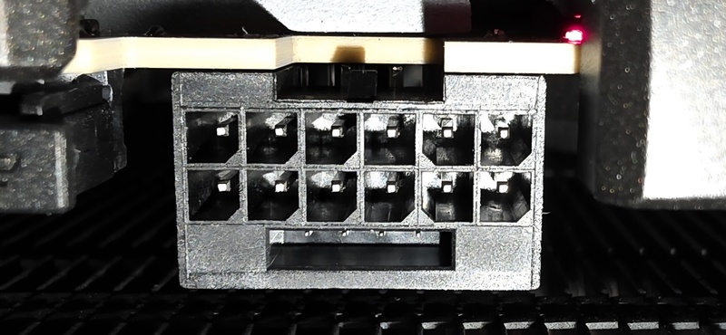 Afbeeldingslocatie: https://tweakers.net/i/g9fkDwxyxdakTX_kF_VCT0QOWog=/800x/filters:strip_icc():strip_exif()/f/image/yBRORmFvLEROf8jnsW4FsJP0.jpg?f=fotoalbum_large