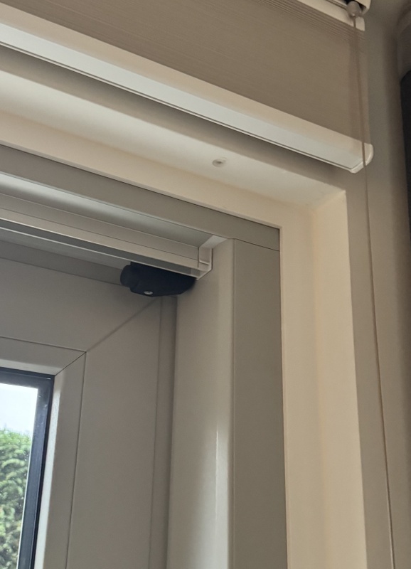 Afbeeldingslocatie: https://tweakers.net/i/gA3lQaImO11l4qRZJnAxTULXwNo=/x800/filters:strip_icc():strip_exif()/f/image/nGr5ZCrYIxL7PWcsV3rsFoLN.jpg?f=fotoalbum_large