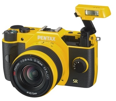 Pentax Q7 + 5-15mm f/2.8-4.5 & 15-45mm f/2.8 Geel