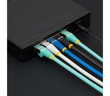 Startech.com 50cm CAT6a Ethernet Kabel, Aqua, Low Smoke Zero Halogen (LSZH), 10GbE 500MHz 100W PoE++ Snagless RJ-45 S/FTP Netwerk Patch Kabel met Trekontlasting, Fluke Tested/ETL