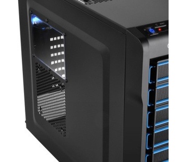 Thermaltake Chaser A21