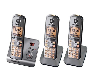 Panasonic KX-TG6723 trio 