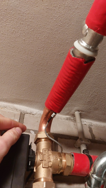 Afbeeldingslocatie: https://tweakers.net/i/gHrbK6FHNjTiuGoNttXnnolKo4A=/x800/filters:strip_icc():strip_exif()/f/image/ANQsdmx7LOHOZmhsTc37umME.jpg?f=fotoalbum_large