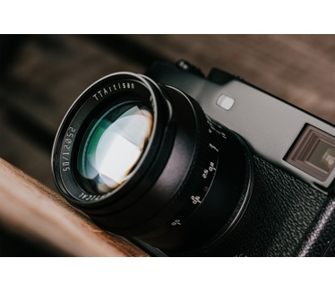 TTArtisan APS-C 50mm F1.2