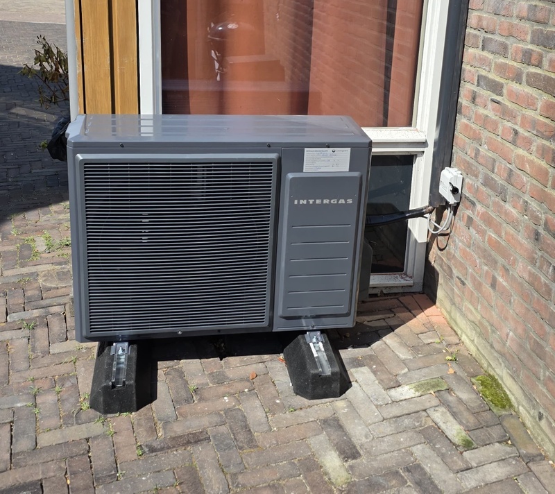 Afbeeldingslocatie: https://tweakers.net/i/gJe7HTfe2isZxI5YeYKm6J_HCec=/800x/filters:strip_icc():strip_exif()/f/image/qv11kCFzjaRkFhxu8Amda85y.jpg?f=fotoalbum_large