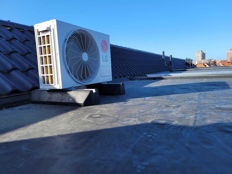 Afbeeldingslocatie: https://tweakers.net/i/gKX96th0ypmE858do3k8jbloIZc=/800x/filters:strip_icc():strip_exif()/f/image/VRk0ARJEJRMt6Tv0fqapOtgb.jpg?f=fotoalbum_large