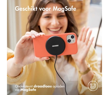 Accezz Liquid Silicone Backcover met MagSafe iPhone 14 Pro - Nectarine
