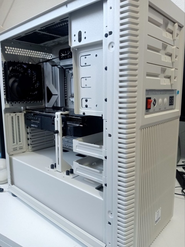 Afbeeldingslocatie: https://tweakers.net/i/gNchMtMrWi5wUhlmgUfnTPOlQ7A=/x800/filters:strip_icc():strip_exif()/f/image/cNfM5xHPCCosR3hLdMtIuH4m.jpg?f=fotoalbum_large