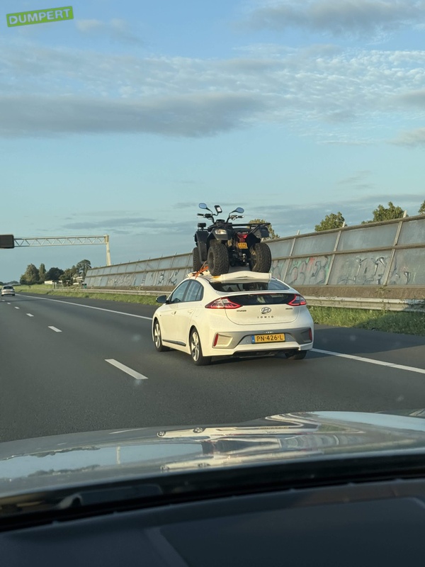 Afbeeldingslocatie: https://tweakers.net/i/gT3CH80AbwA02g3lsBWNpiC3KvA=/x800/filters:strip_icc():strip_exif()/f/image/Ijq6wTqKbdG1peIbI2snWDGJ.jpg?f=fotoalbum_large