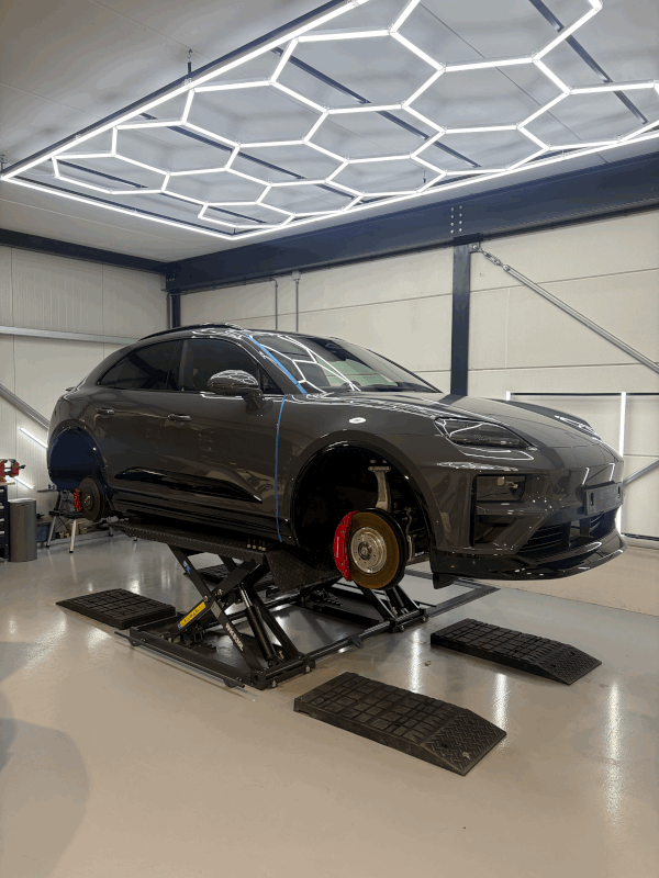 Afbeeldingslocatie: https://tweakers.net/i/gU0YbCyo4saydowQ-4VtMhtqj5Q=/x800/filters:gifsicle():strip_exif()/f/image/lnFcbLI0ql7ESY6RqUt2OaPl.gif?f=fotoalbum_large