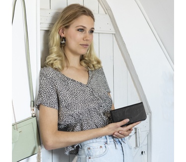 Selencia Echt Lederen Bookcase Samsung Galaxy S21 Plus - Zwart