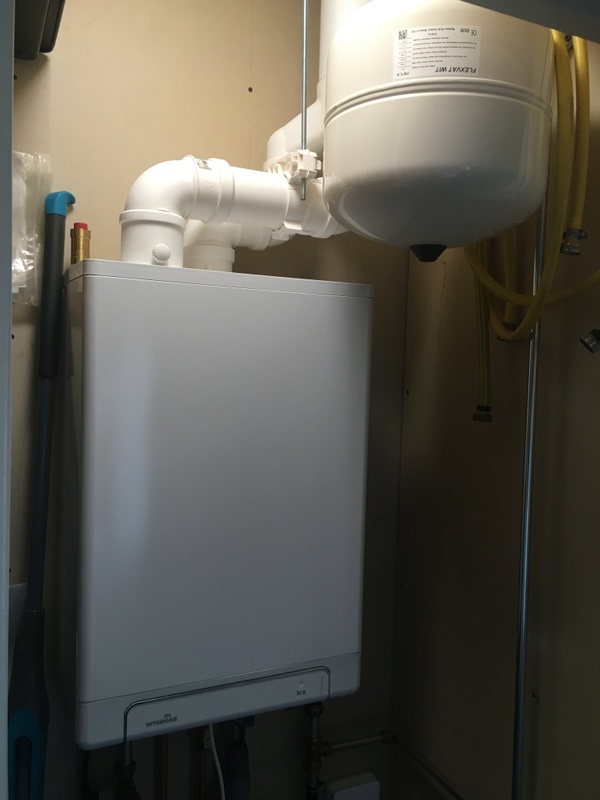 Afbeeldingslocatie: https://tweakers.net/i/gYClVBV8Qi8NF67TwtlnFYn3xko=/x800/filters:strip_icc():strip_exif()/f/image/Fdv3z1OdSogtX7SljT0Cv4Bx.jpg?f=fotoalbum_large