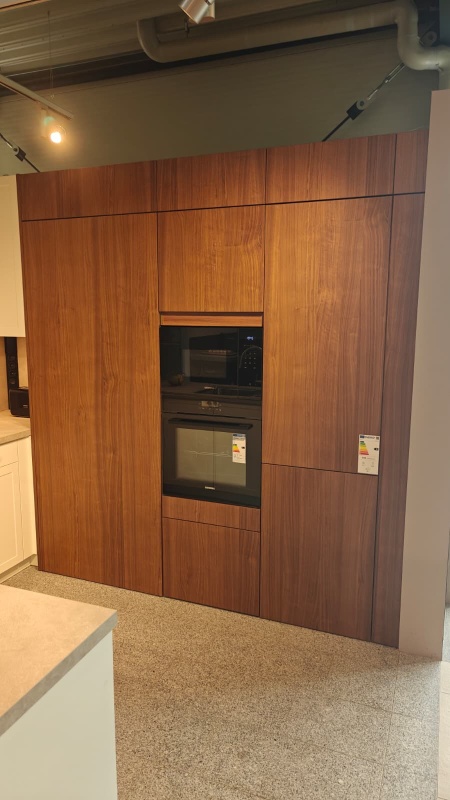 Afbeeldingslocatie: https://tweakers.net/i/gZXqbX-Y4k10_4gfElFKAmxphgg=/x800/filters:strip_icc():strip_exif()/f/image/HsWJa9HsHSr0fIoxTnxixXeo.jpg?f=fotoalbum_large