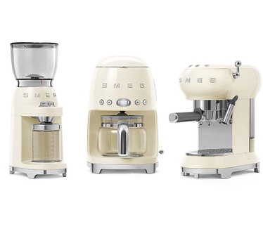 Smeg ECF01CREU