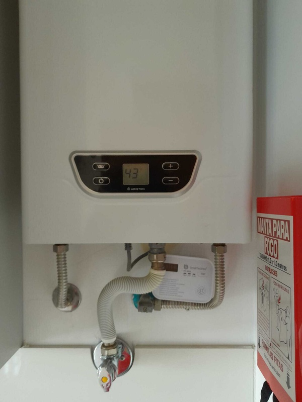 Afbeeldingslocatie: https://tweakers.net/i/gdVJtEm1QqUDdIAnSAx9sWpI6-U=/x800/filters:strip_icc():strip_exif()/f/image/Gpp8lffF2XJnvutAM0BUAiFf.jpg?f=fotoalbum_large