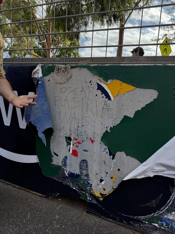 Afbeeldingslocatie: https://tweakers.net/i/ggiZsOuK3KmmhfUeoieUMuPO4W0=/x800/filters:strip_icc():strip_exif()/f/image/NrQPxRypgeJ2cuIBjGE8qWra.jpg?f=fotoalbum_large