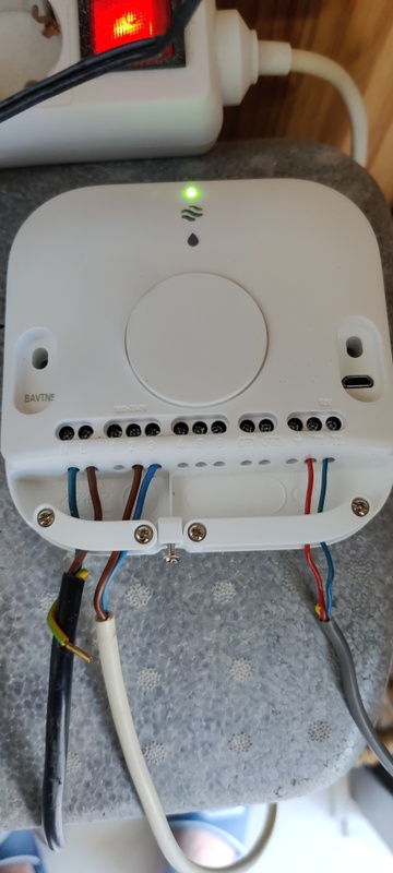 Afbeeldingslocatie: https://tweakers.net/i/ghCHEkgrS_779ItHCBy-CSoRPI4=/x800/filters:strip_icc():strip_exif()/f/image/SOc0F6BfGWjZXWwzC6wn0M0i.jpg?f=fotoalbum_large