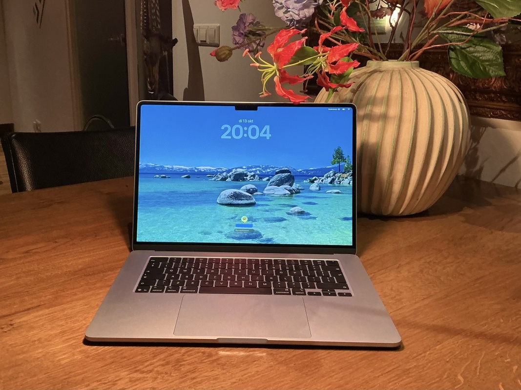 Apple MacBook Air 2025 15