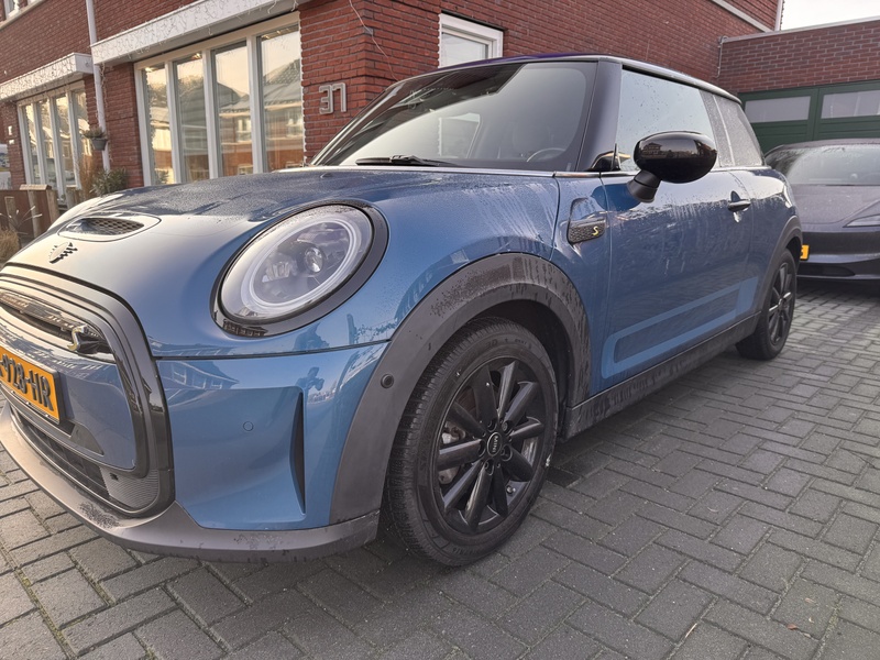 Afbeeldingslocatie: https://tweakers.net/i/glDOQ9iYkz0Bg6FzN2HMEUImUEc=/800x/filters:strip_icc():strip_exif()/f/image/CaavrJaAmKz1tZJg4iv4SFGx.jpg?f=fotoalbum_large