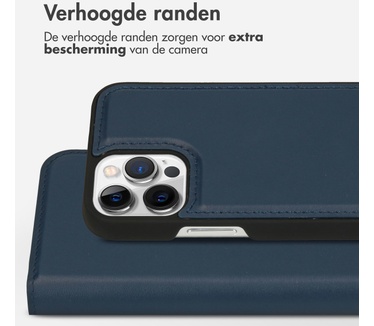 Accezz Premium Leather 2 in 1 Wallet Bookcase iPhone 12 (Pro) - Donkerblauw
