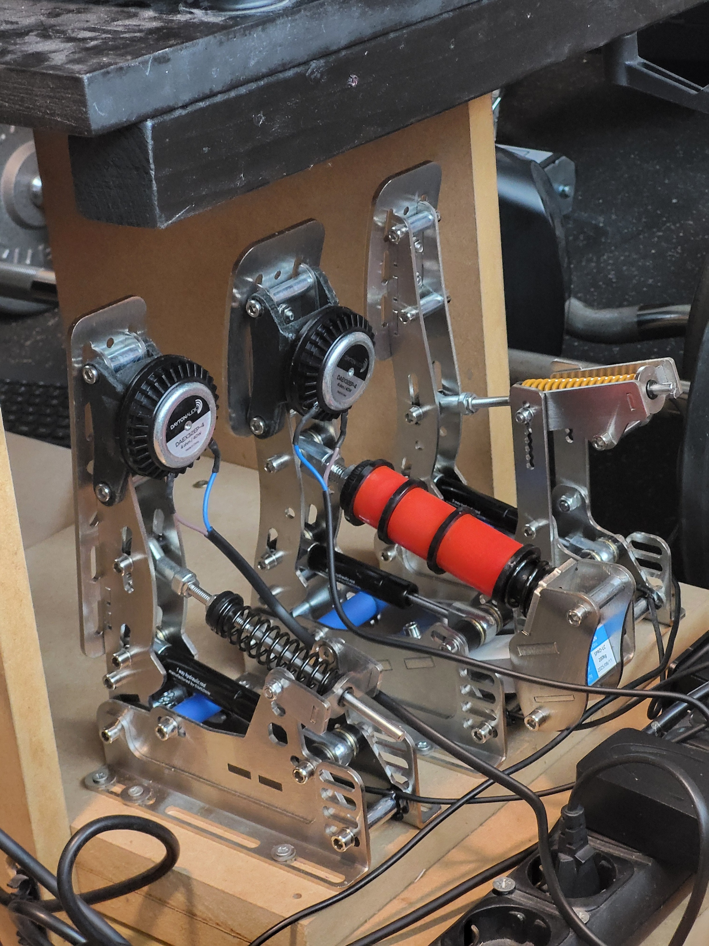 Afbeeldingslocatie: https://tweakers.net/i/gqQ9QF98-Nx6_4OL1huVMb0u4R8=/fit-in/4920x3264/filters:max_bytes(3145728):no_upscale():strip_icc():strip_exif()/f/image/8OWbL98q8r0yTCtur4p0pLrL.jpg?f=user_large