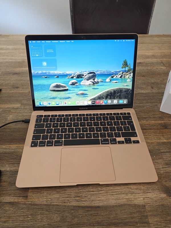 Apple MacBook Air 2020 M1, 8GB ram, 7-core GPU, 256GB ssd (Qwerty