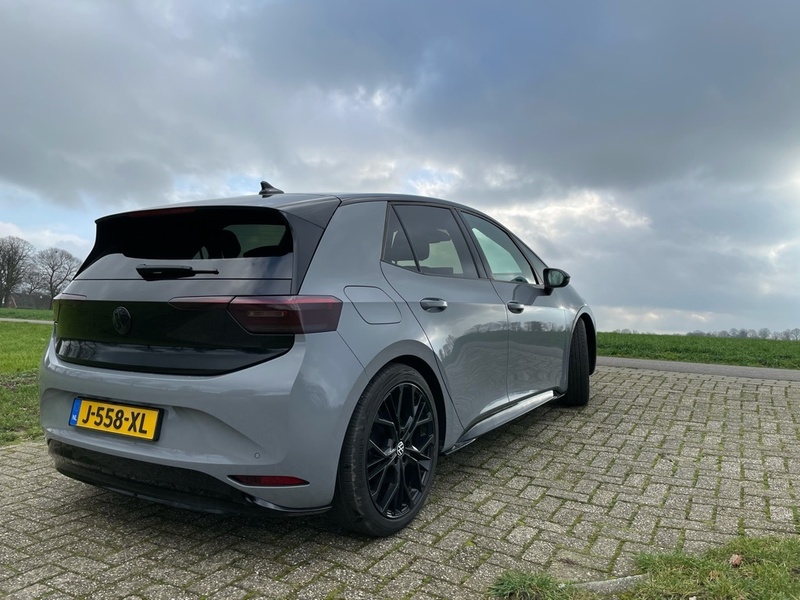 Afbeeldingslocatie: https://tweakers.net/i/grNhO346ft7QVBGI8QifaZSvzKw=/800x/filters:strip_icc():strip_exif()/f/image/XmFUENP8LhtwS2MQSfcJgaJ8.jpg?f=fotoalbum_large