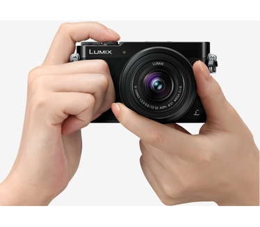 Panasonic Lumix DMC-GM5 + 12-32mm F3.5-5.6 ASPH Mega OIS + 35-100mm F4.0-F5.6 Asph. MEGA OIS Zwart
