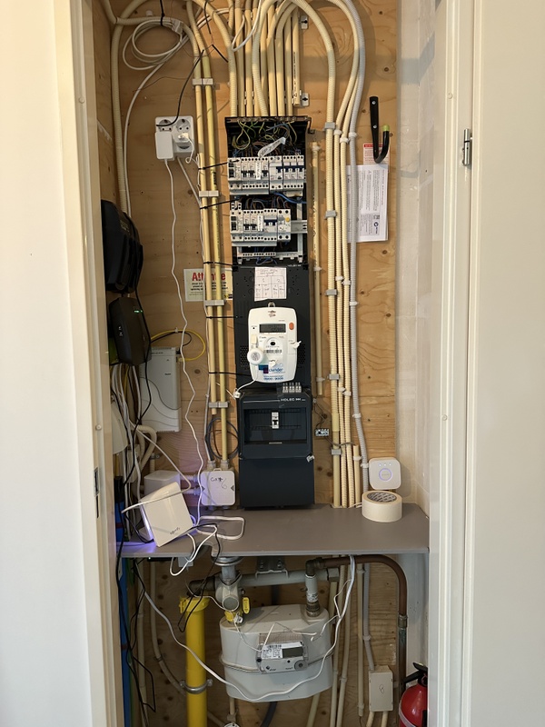 Afbeeldingslocatie: https://tweakers.net/i/gv90bHh24A-aPm4CONoBPXGDc8c=/x800/filters:strip_icc():strip_exif()/f/image/I76i76ofZj4RkSSvxOcRL6ad.jpg?f=fotoalbum_large