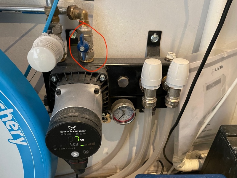 Afbeeldingslocatie: https://tweakers.net/i/gvxUBugabLeFhKmaCNnWosBuVQo=/800x/filters:strip_icc():strip_exif()/f/image/pC6H6XoQCdhxS6AqJNOr4lzQ.jpg?f=fotoalbum_large