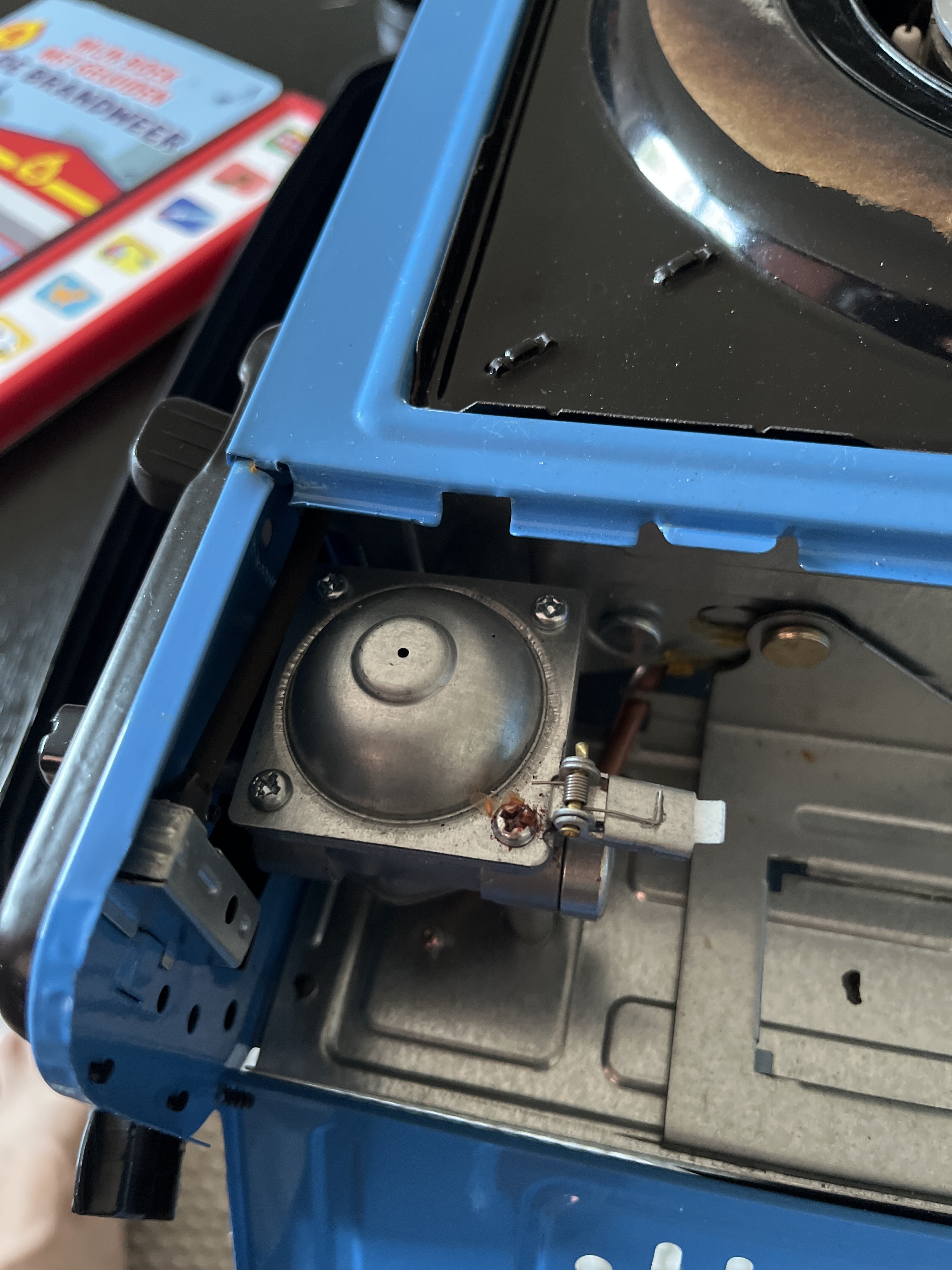 Afbeeldingslocatie: https://tweakers.net/i/gwCp39D8lVv_WPQHmChuN_l13ow=/full-fit-in/4920x3264/filters:max_bytes(3145728):no_upscale():strip_icc():fill(white):strip_exif()/f/image/adLf0TaAsqr0rHt1BpvCPLCR.jpg?f=user_large