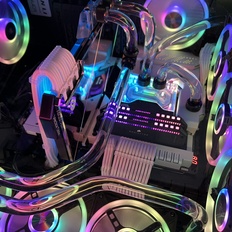Afbeeldingslocatie: https://tweakers.net/i/h6WipoGoyN6s6LHriRCTTxjzFMk=/232x232/filters:strip_icc():strip_exif()/f/image/I0L8AYJy4geme5xKAvNA3Sg7.jpg?f=fotoalbum_tile