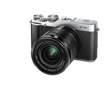 Fujifilm FinePix X-M1 + Fujinon XF 18-55mm F2.8-4 R LM OIS Zilver