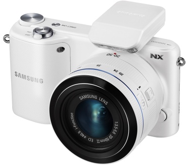 Samsung NX2020 + 20-50mm f/3.5-5.6 ED II NX Wit