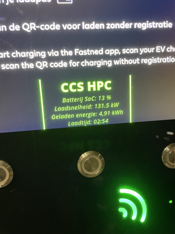 Afbeeldingslocatie: https://tweakers.net/i/hBa5_ikyliVweX-CP6l5zd82Uwc=/x800/filters:strip_icc():strip_exif()/f/image/Ya8SYuL3DtdLX7MKXuq4TKhM.jpg?f=fotoalbum_large