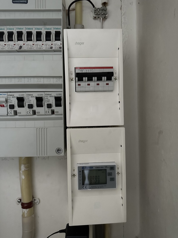 Afbeeldingslocatie: https://tweakers.net/i/hFBv0INYOYlGDuYlK_l3HDbQAI4=/x800/filters:strip_icc():strip_exif()/f/image/LUFKsObMw5cOUJfm3XwXWLnh.jpg?f=fotoalbum_large