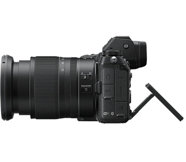 Nikon Z 7 + 24-70mm f/4 S + FTZ adapter Zwart