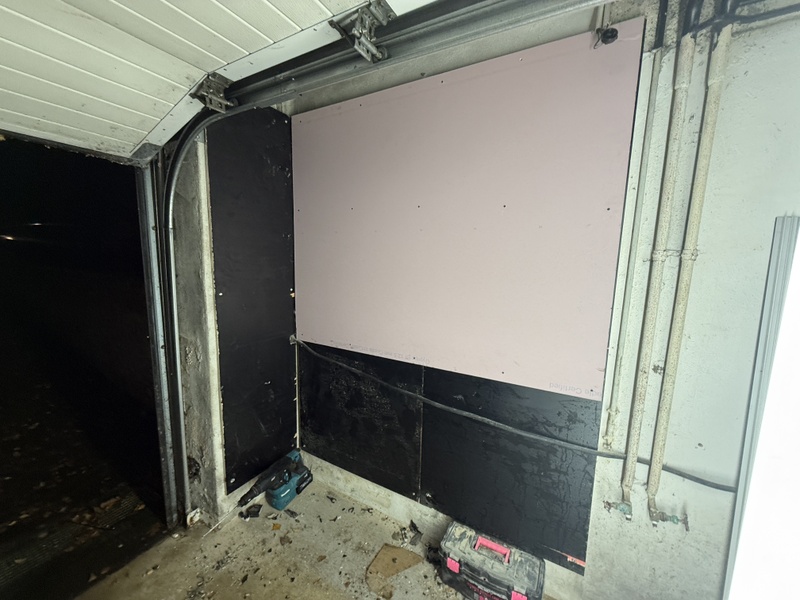 Afbeeldingslocatie: https://tweakers.net/i/hJPXgsjWUlImf5ugc-jIzV1vohY=/800x/filters:strip_icc():strip_exif()/f/image/RWgw7EqNgdPYhVxO0JDgQEWF.jpg?f=fotoalbum_large