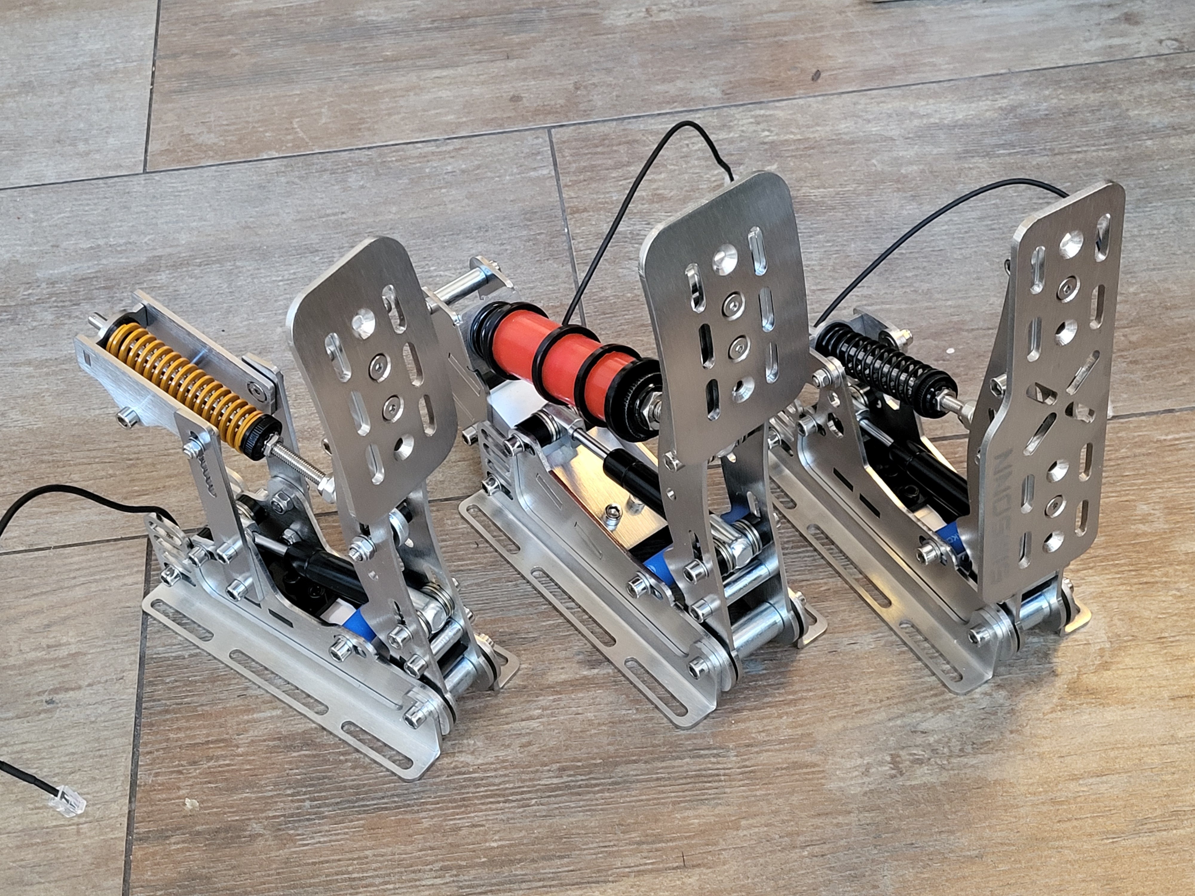 Afbeeldingslocatie: https://tweakers.net/i/hJRxjGEZXNPfEUKiBCkS75cIR6I=/fit-in/4920x3264/filters:max_bytes(3145728):no_upscale():strip_icc():strip_exif()/f/image/7M9B7xDiXJEEakxMnoasI1Ok.jpg?f=user_large