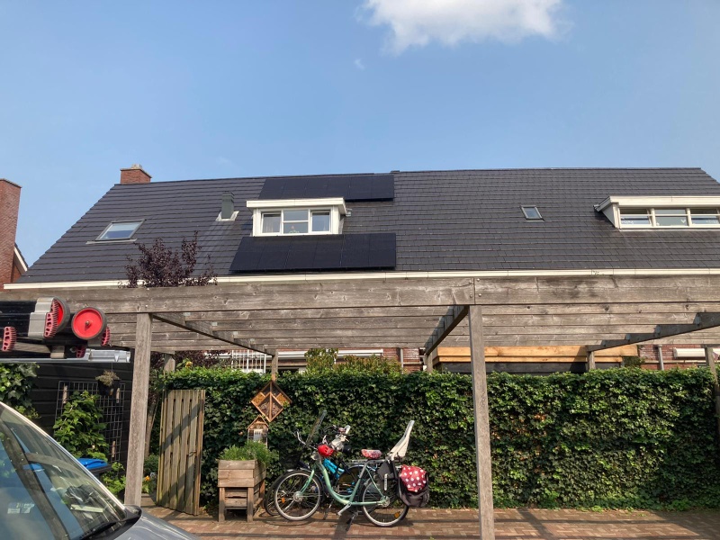 Afbeeldingslocatie: https://tweakers.net/i/hJZoNqW0DrTaxHEcGdK7xArfH1I=/800x/filters:strip_icc():strip_exif()/f/image/LuWrvG4VA9NWH9sJc38H4Mij.jpg?f=fotoalbum_large