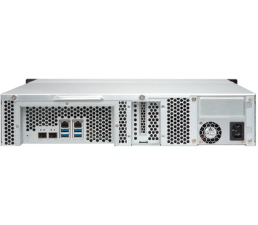 QNAP TS-832XU