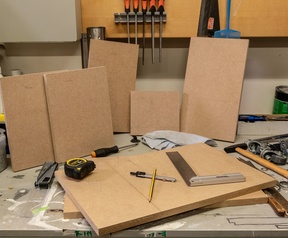 .build Speaker