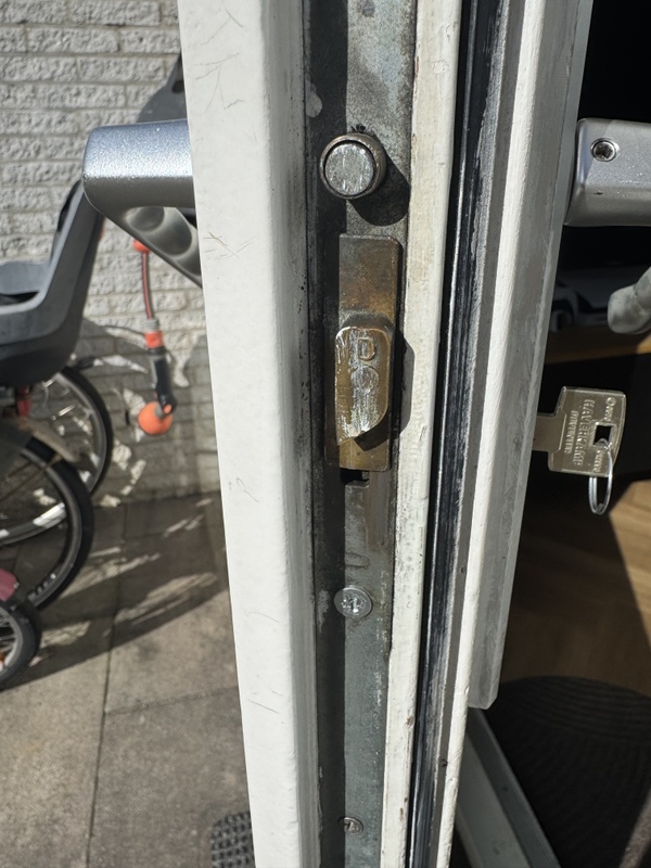 Afbeeldingslocatie: https://tweakers.net/i/hO5COMCh5CW0tl-pEQrpYYldDkA=/x800/filters:strip_icc():strip_exif()/f/image/GzNvQ5fNG08AhHXVdssZ8Y5O.jpg?f=fotoalbum_large