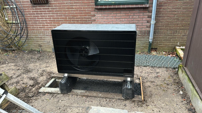 Afbeeldingslocatie: https://tweakers.net/i/hPizVUSPZygD5Nt_3-n6iw3wVJ0=/800x/filters:strip_icc():strip_exif()/f/image/HibVVo4nMwPqBjSollvLEtax.jpg?f=fotoalbum_large