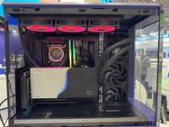 PNY RTX 5090 met LYNK+-koelblok
