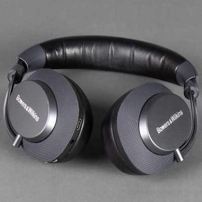 Bowers & Wilkins PX