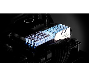 G.Skill F4-3200C14Q2-256GTRS