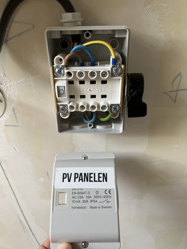 Afbeeldingslocatie: https://tweakers.net/i/hXAVZG-BDtzIe8EfmMhn-z5fKYI=/x800/filters:strip_icc():strip_exif()/f/image/7eoEou9NcNJbvdQd4N6l3GiT.jpg?f=fotoalbum_large