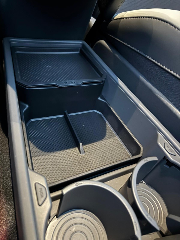 Afbeeldingslocatie: https://tweakers.net/i/hYPZbg5okc-AY-aMY9auniK63fs=/x800/filters:strip_icc():strip_exif()/f/image/HDeZXhPpKkYbCS8k2vjoMK5N.jpg?f=fotoalbum_large