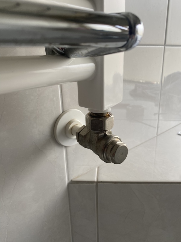 Afbeeldingslocatie: https://tweakers.net/i/hbl1wUpZ1irdf3l7Q8dpPm9QKsg=/x800/filters:strip_icc():strip_exif()/f/image/W1w7o731v03gpJedyqSKzPXH.jpg?f=fotoalbum_large